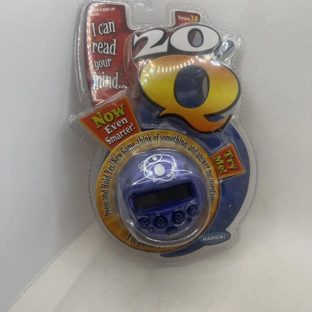 Radica 20Q 20 Questions PURPLE Electronic Handheld Game Vintage NEW